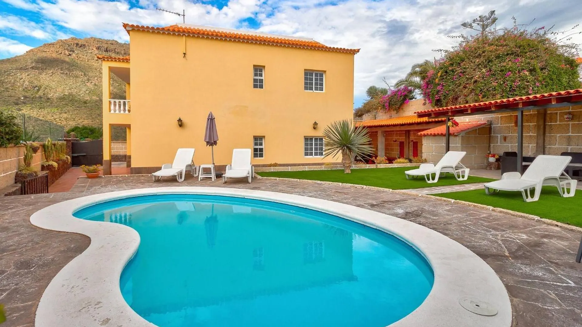 Beautiful Arianny House With Pool Διαμέρισμα Arona